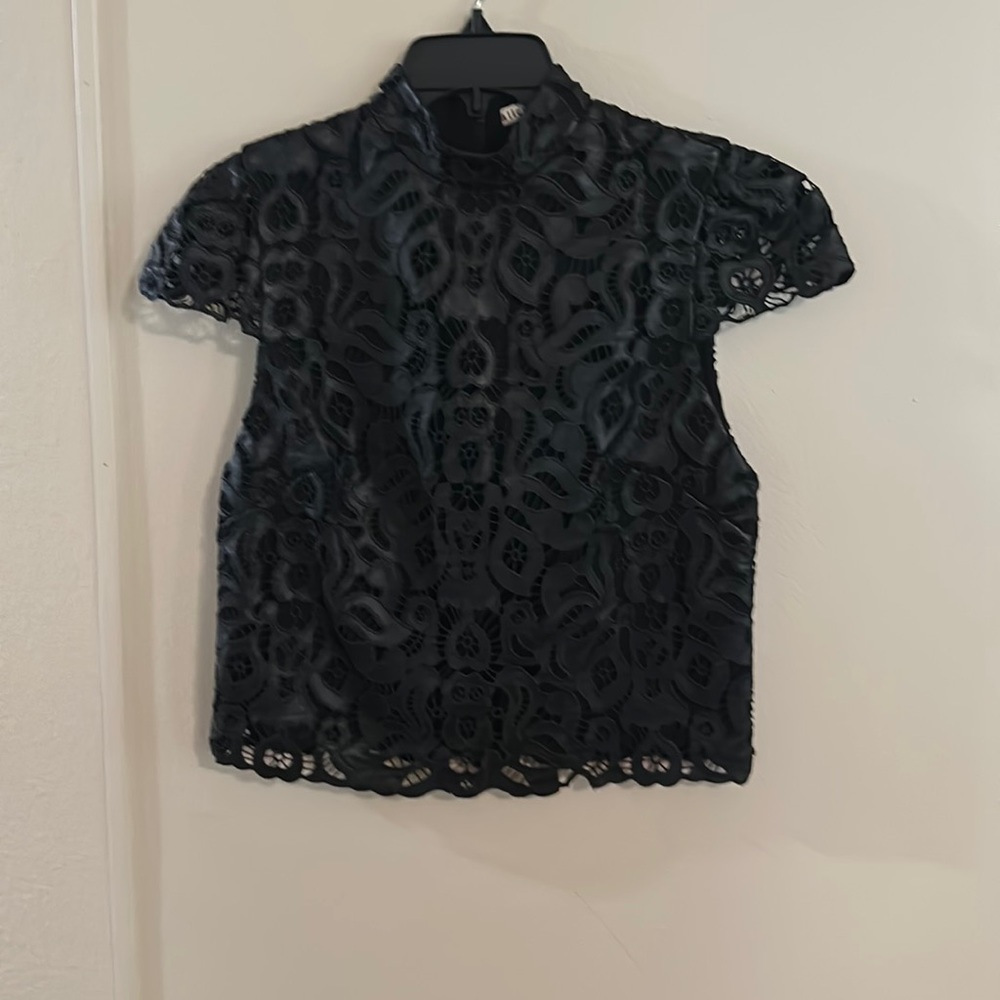 Alice and Olivia black top 6